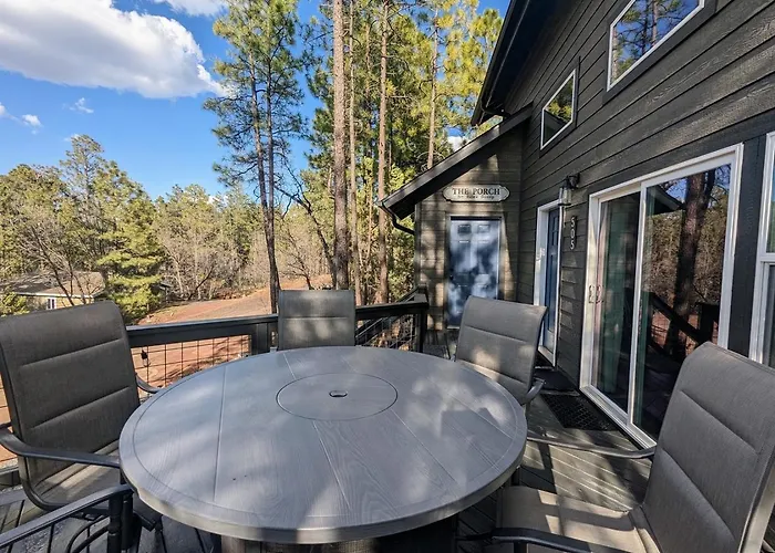 Pinetop Getaway W Sunset Deck & Fire Pit Table